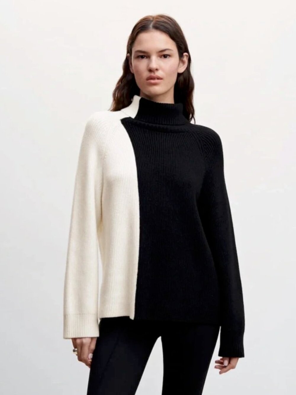 MANGO Two-Tone Turtleneck Sweater M